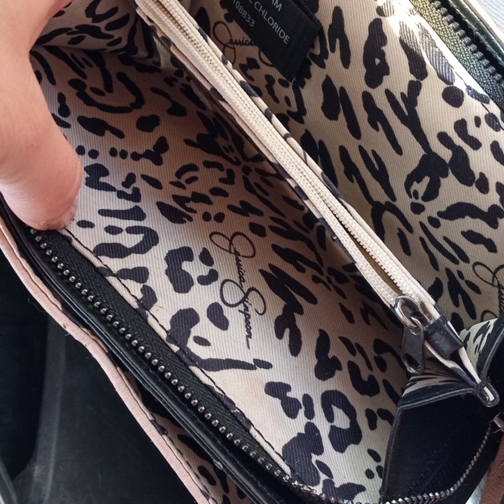 Jessica Simpson wallet - Picture 4 of 4